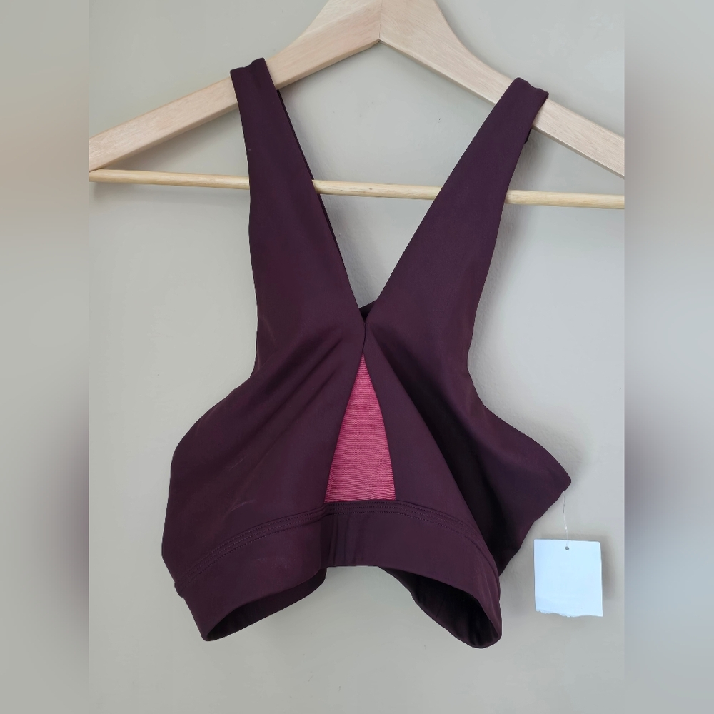 Women’s Nike Swoosh Bra Maroon - Picture 5 of 5